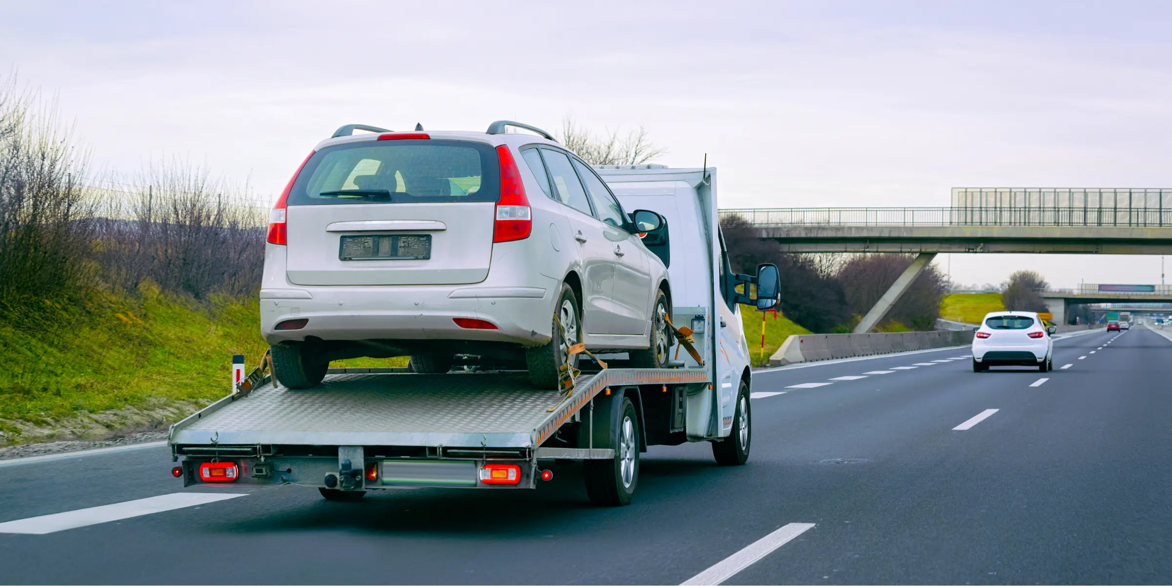 Oto Kurtarıcı Hizmeti